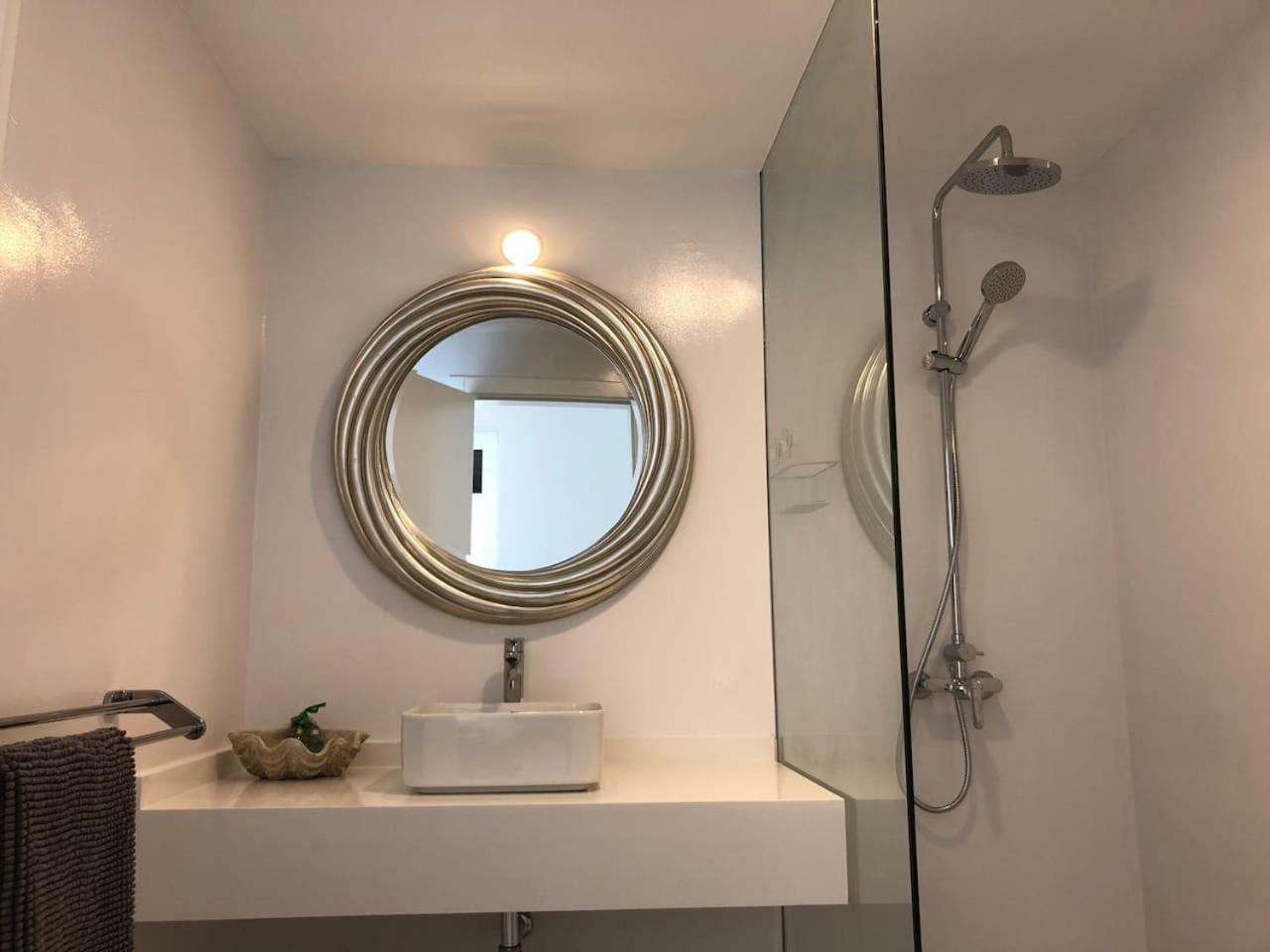 Apartmán Sea Breeze With Shared Pool And Near The Beach Costa Teguise Exteriér fotografie