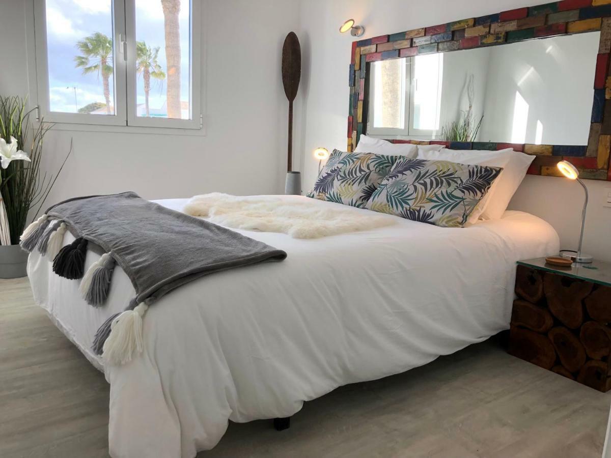 Apartmán Sea Breeze With Shared Pool And Near The Beach Costa Teguise Exteriér fotografie